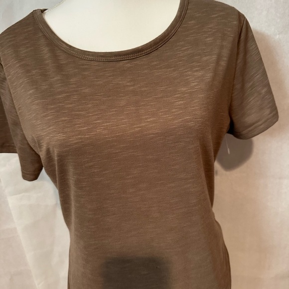 Elegant Brown T-Shirt Dress - Picture 6 of 8